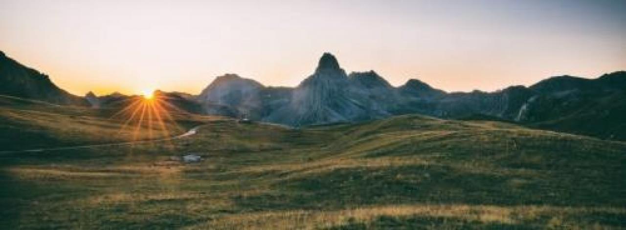 Grazie a voucher e carta dei servizi la val Maira tiene nell’estate del virus