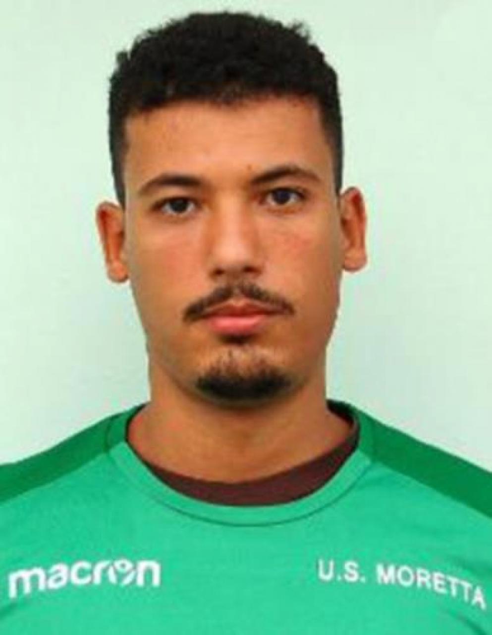 Il calcio: «Vorremmo giocare sempre ma è corretto fermarsi per la salute»