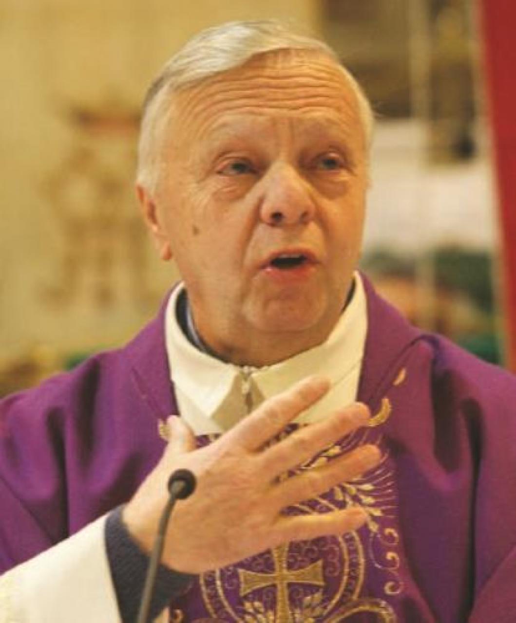 Lutto cittadino per don Mario