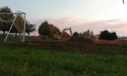 MANTA, CAMBIA VOLTO IL CAMPO DI CALCIO IN ZONA CIMITERO