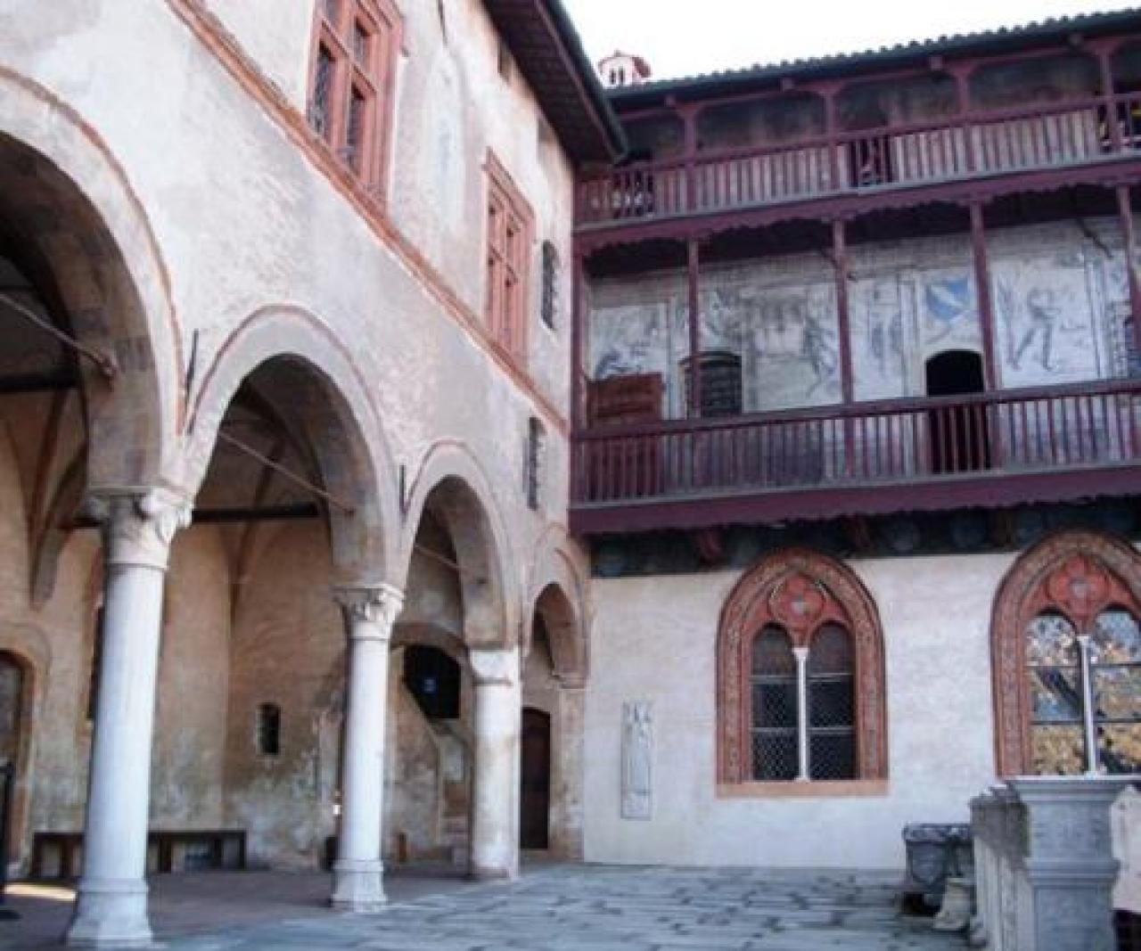 Tessera per un anno di musei