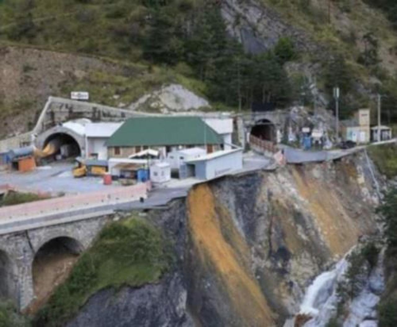Un viaggio da Cuneo a Ventimiglia senza il Tenda costa 100 euro in più