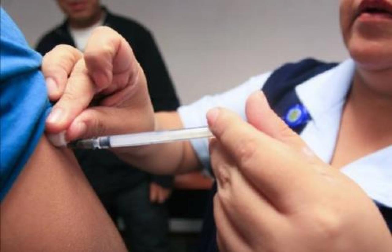 Vaccini antinfluenzali alla Pivano Ma le dosi arrivano col contagocce xxx xxx