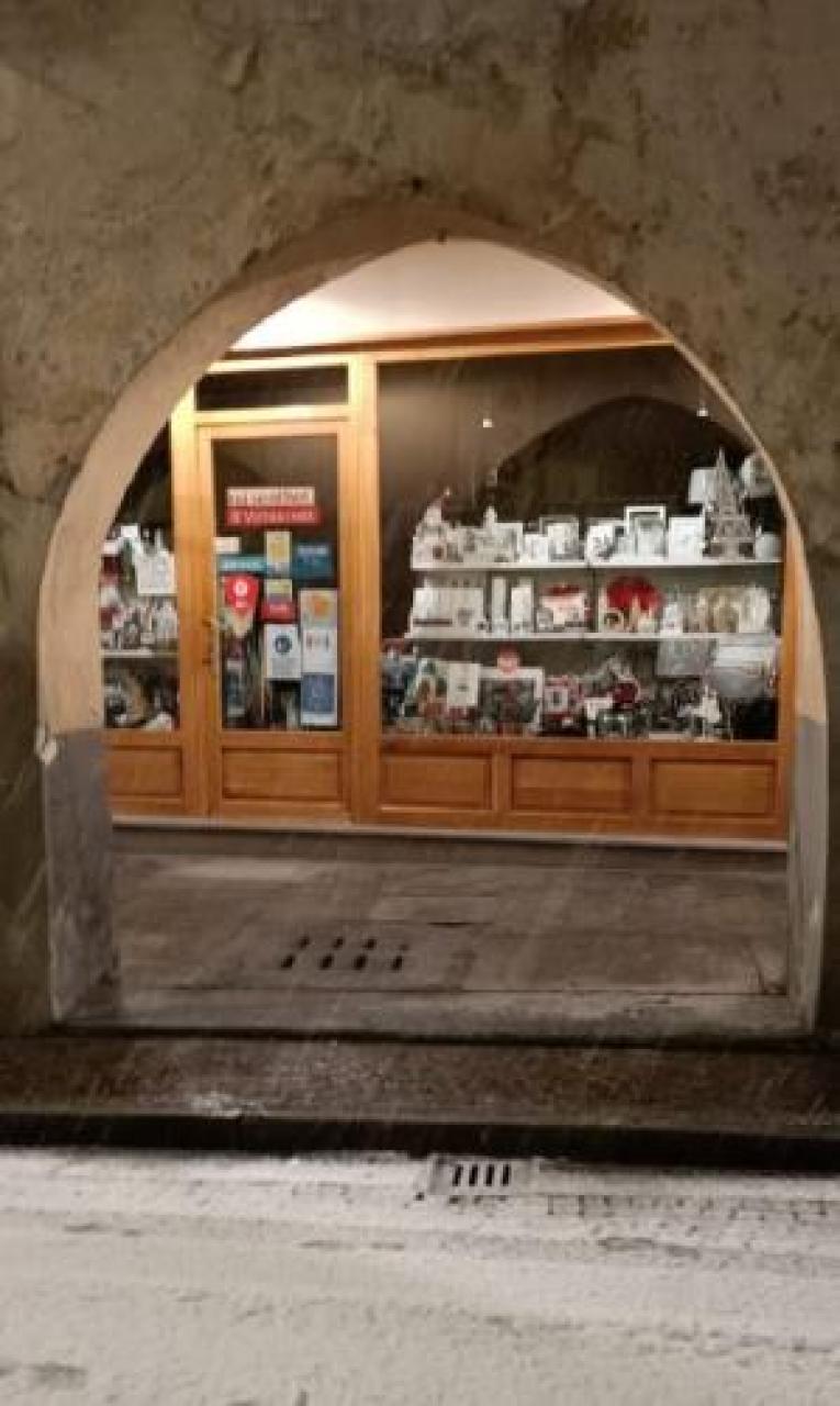 Busca, lo shopping si fa on line