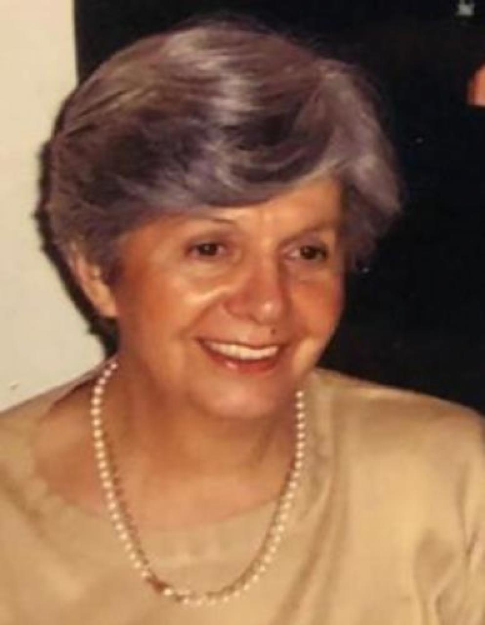 La Caritas, Lourdes e la politica Le tante vite di Anna Maria Busso Zzzzz zzzzzz