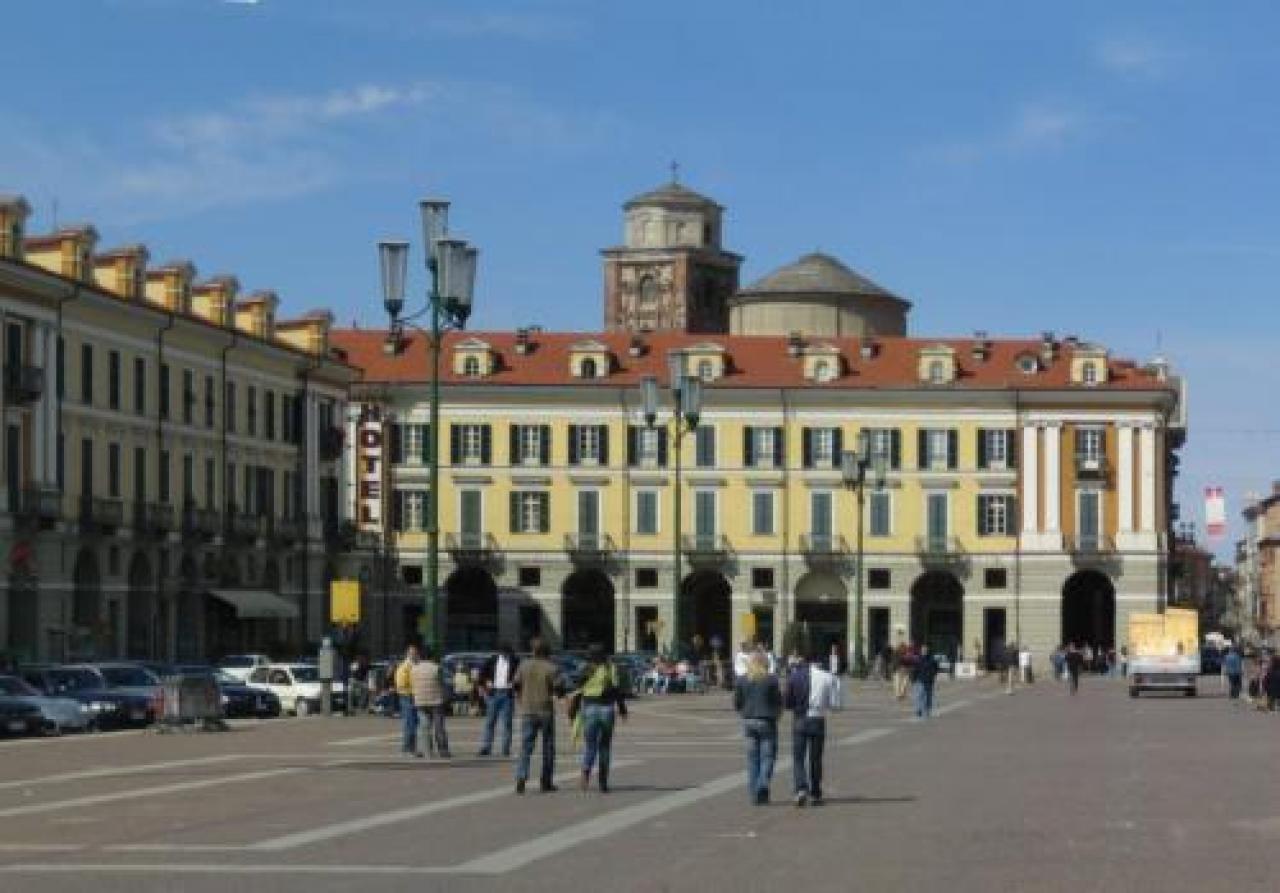 La ricerca è stata svolta strutturando 6 classifiche di settore con 15 indicatori. Alessandria fanalino di coda Qualità della vita: Cuneo la prima in Piemonte: L’indagine del «Sole 24 Ore» sulle città italiane