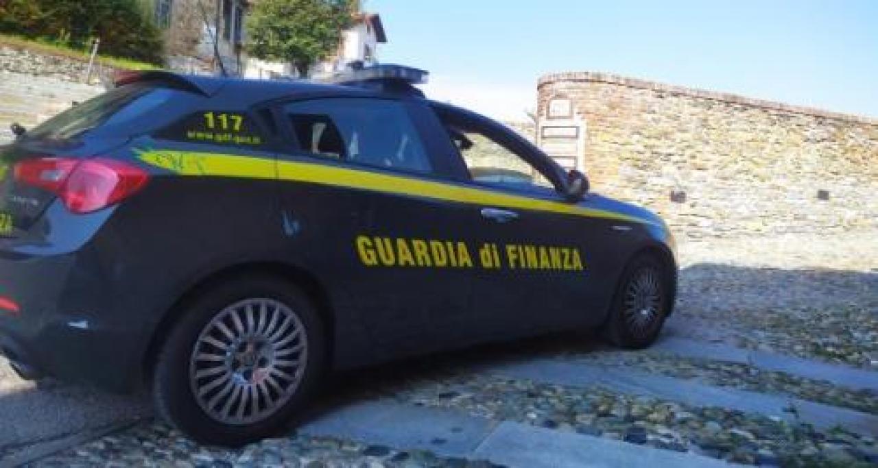 Al casinò con i soldi delle polizze dei clienti