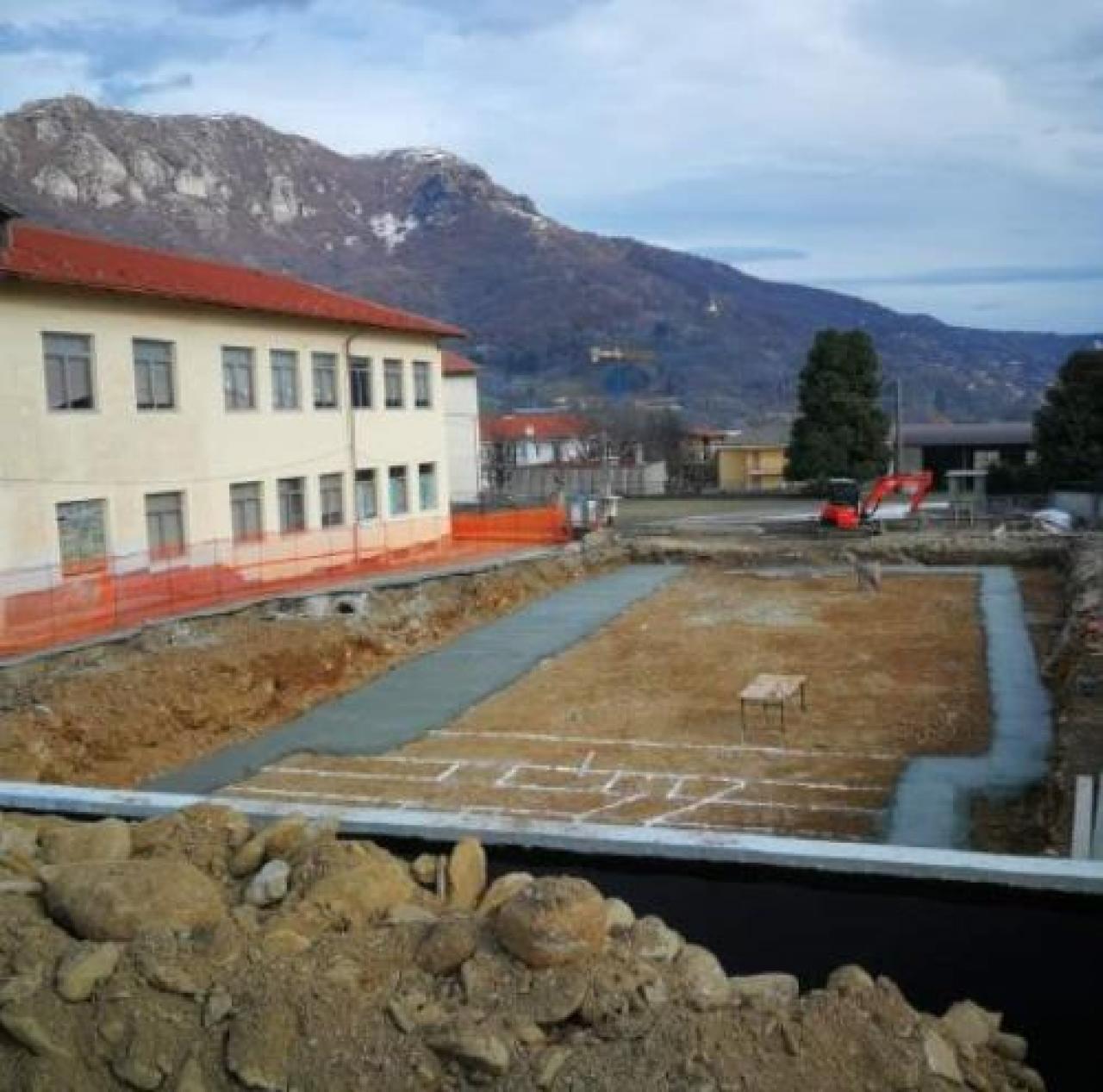 Nuova scuola, avanti col cantiere