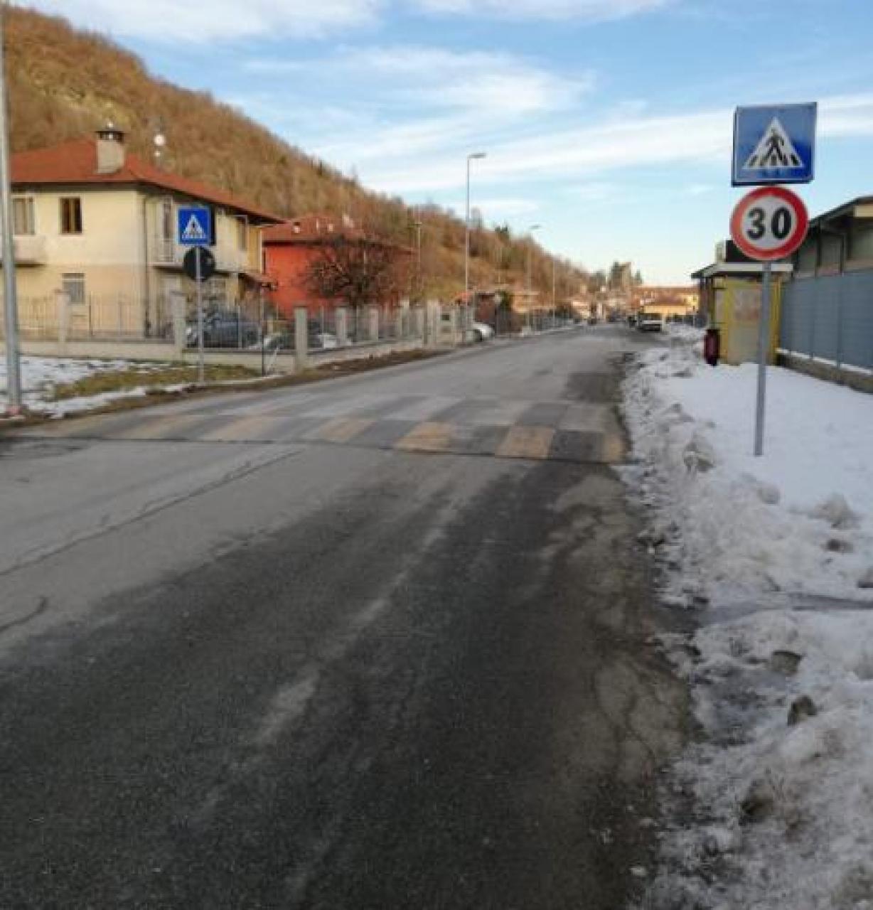 Piasco: occhio ai 4 “dissuasori” tra S. Antonio e Pilone Rocche
