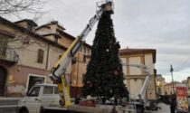 Si smonta l’albero, ora al lavoro per il carnevale