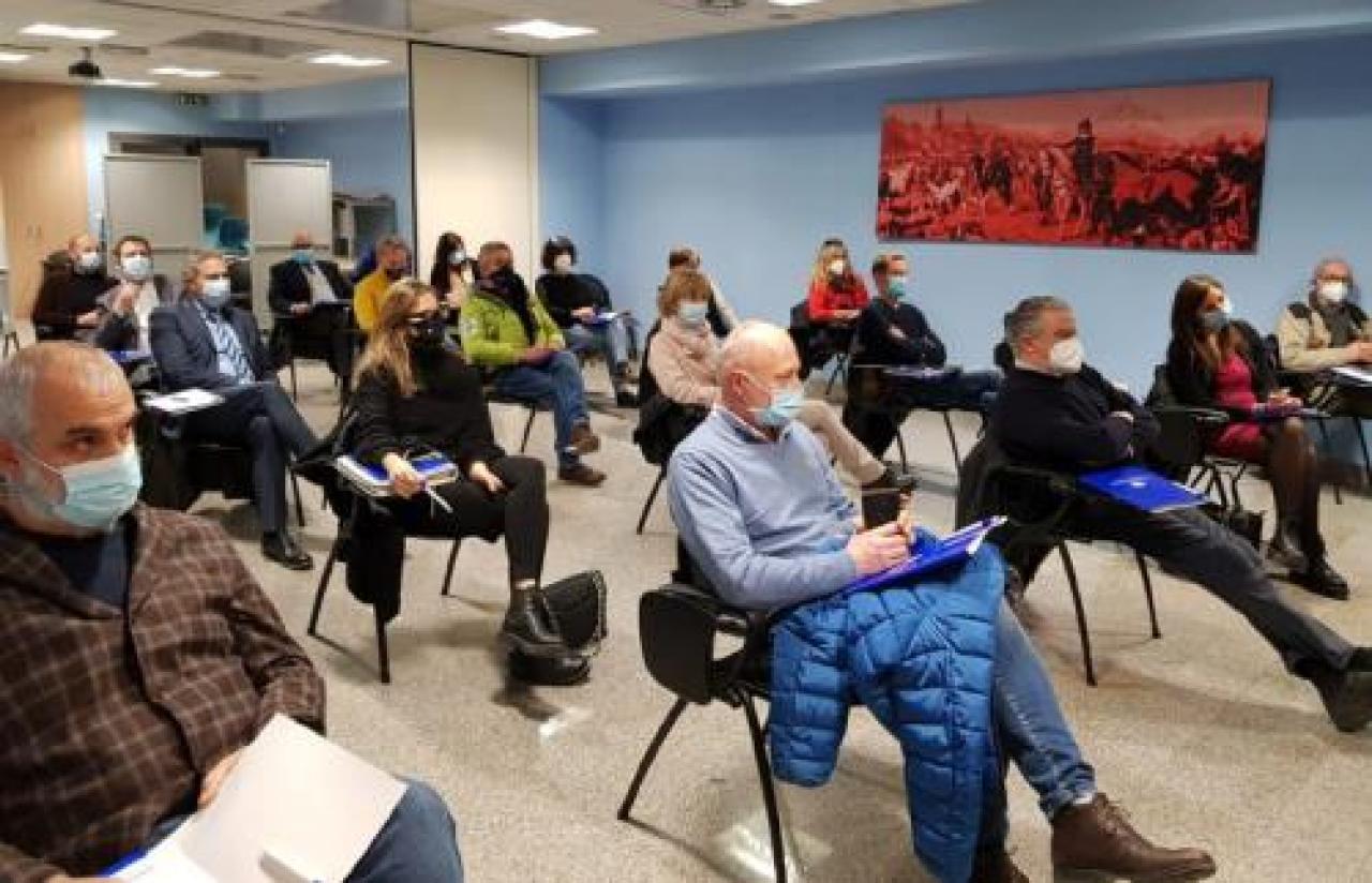 Ascom lavora sui bandi per fermare la desertificazione del commercio