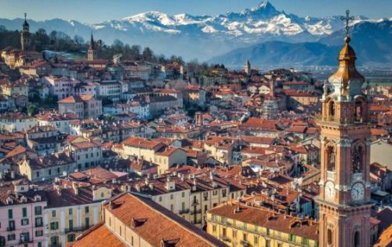 Il biglietto del bus urbano passa da 55 cent a 1 euro