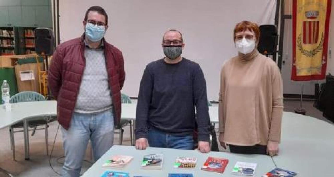A scuola da Daniele Nicastro Lo scrittore incontra gli studenti