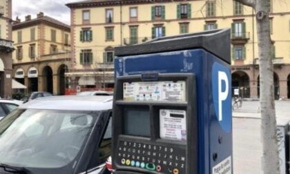 L’abbonamento per i “parcheggi blu” adesso si fa solo negli uffici Gestopark