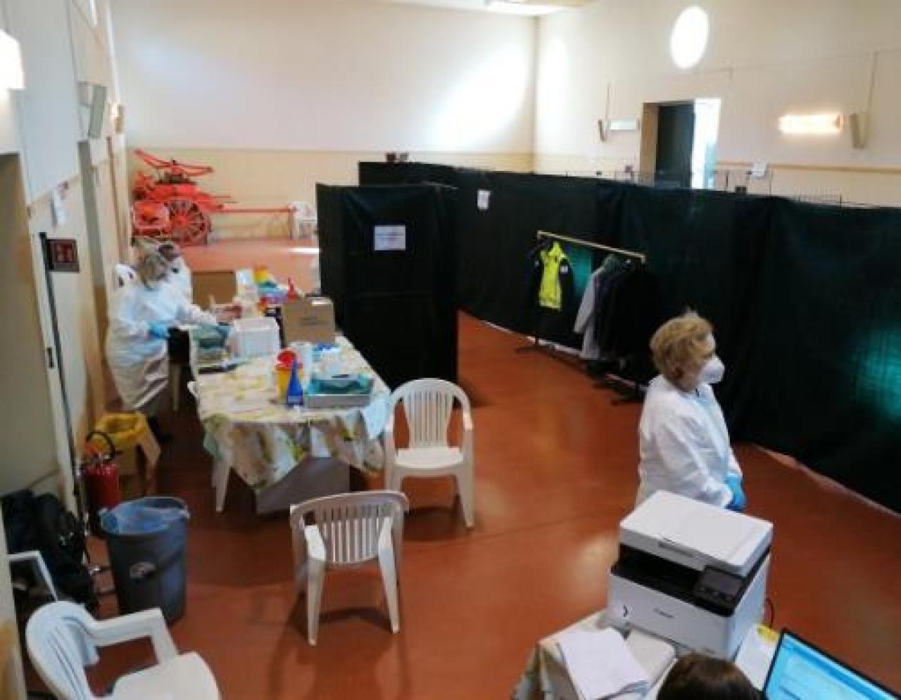 La macchina perfetta dei vaccini A Paesana lo Pfizer per 250 anziani ANTI-COVID Alta partecipazione al primo turno per gli over 80, il secondo sarà il 7 aprile