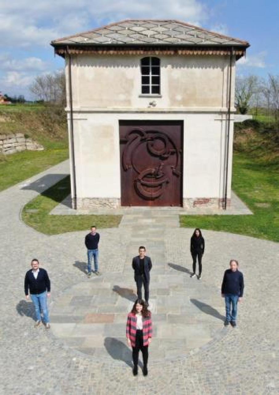 Barge, bagnolo, cavour, villafranca e vigone si candidano al distretto del commercio Nasce la Via delle 5-Terre da scoprire