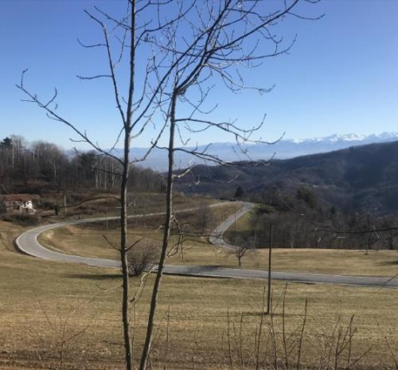 DIFFICILE INSERIRE IL PROGETTO NEL RECOVERY PLAN, SI GUARDA ALLE ROTTE PER LA MONTAGNA Busca si interroga: è meglio investire su circonvallazione o strade valligiane?