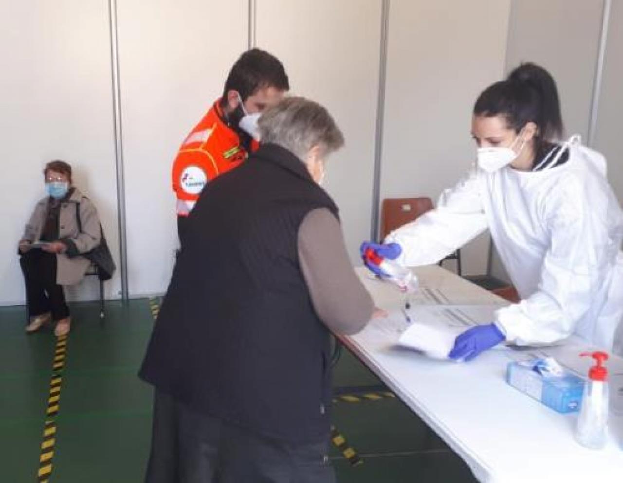 Fase due: somministrate 90 dosi lagnasco Dalmazzo: così abbiamo tutelato le persone più fragili