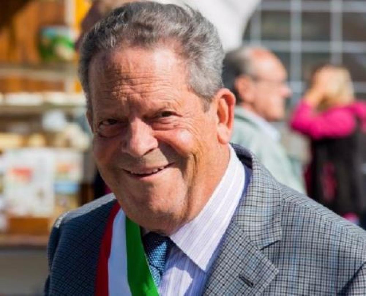 Il sindaco Amorisco contesta i numeri della popolazione e fa ricorso a Mattarella «Per le strade comunali 80 mila euro ma a Sampeyre ne aspettiamo 160 mila»