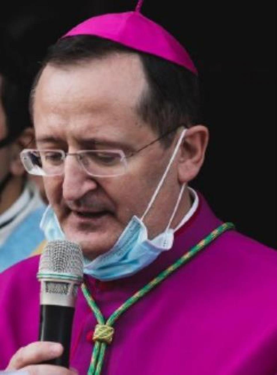 La grande sete dell’agr icoltura Canali irrigui e fiumi a secco