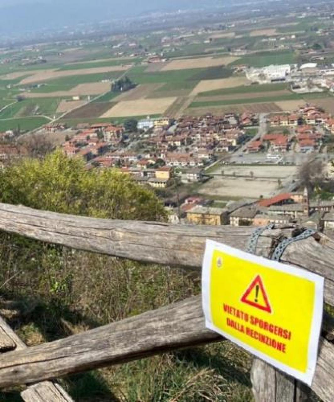 Occhio ai selfie sulla Rocca