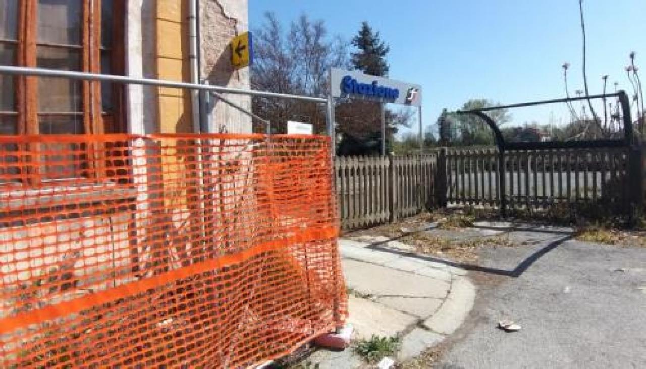 Troppi rifiuti in stazione