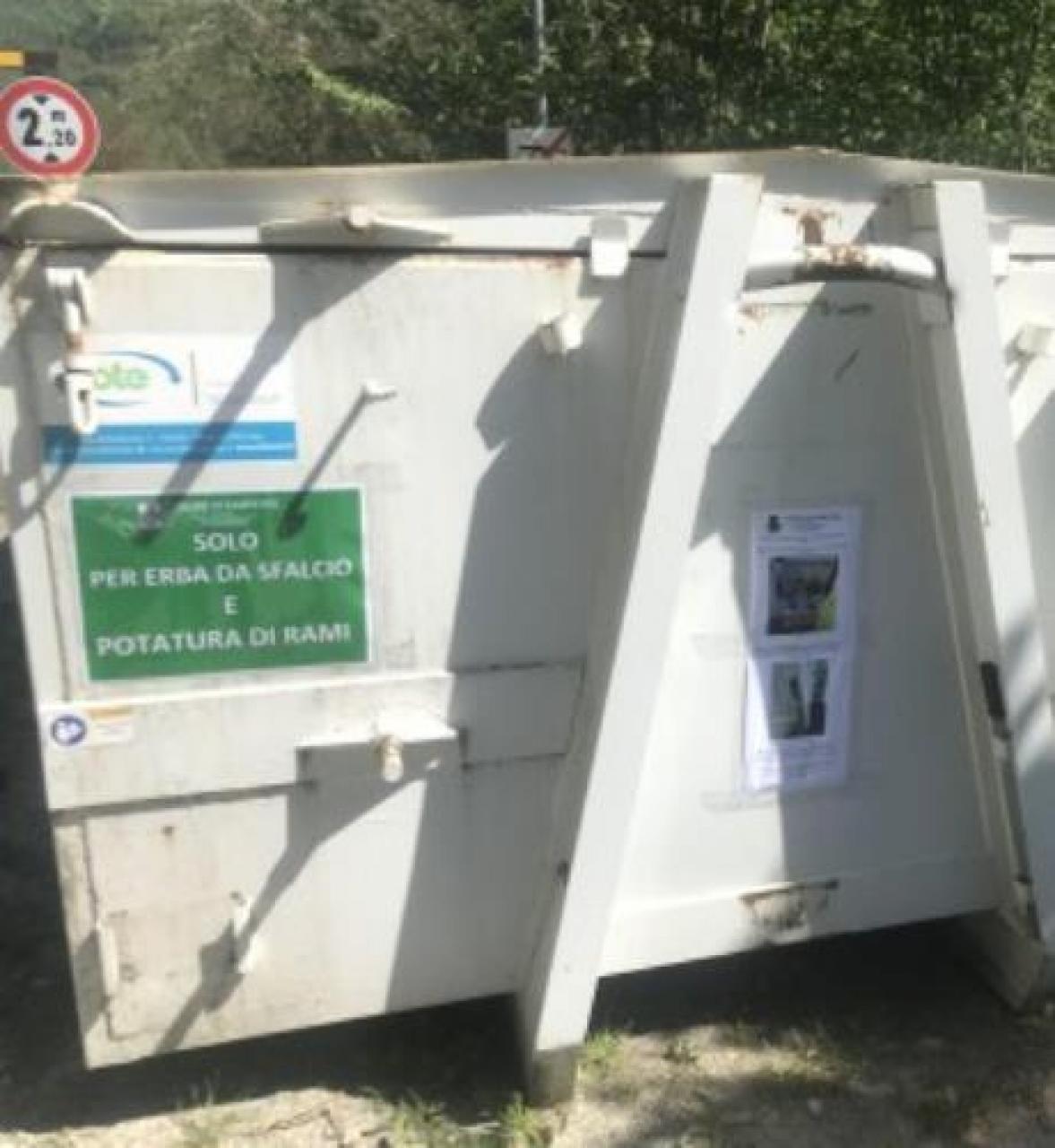 Il cassonetto dei rifiuti vegetali è complicato: Sampeyre lo cambia
