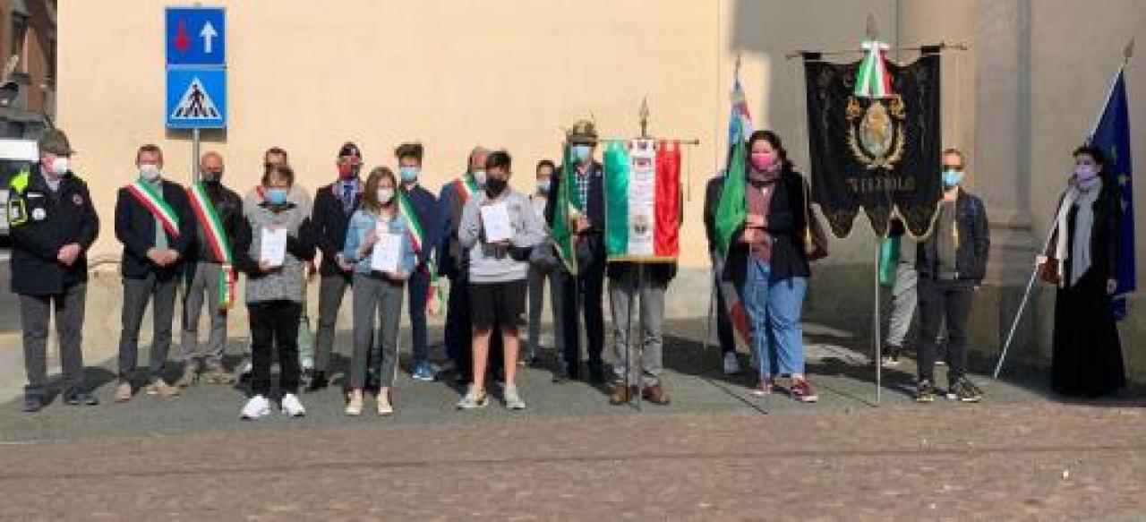 L’albanese sventola la bandiera argentina