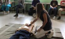 Lezioni di primo soccorso al liceo scientifico con la Cri