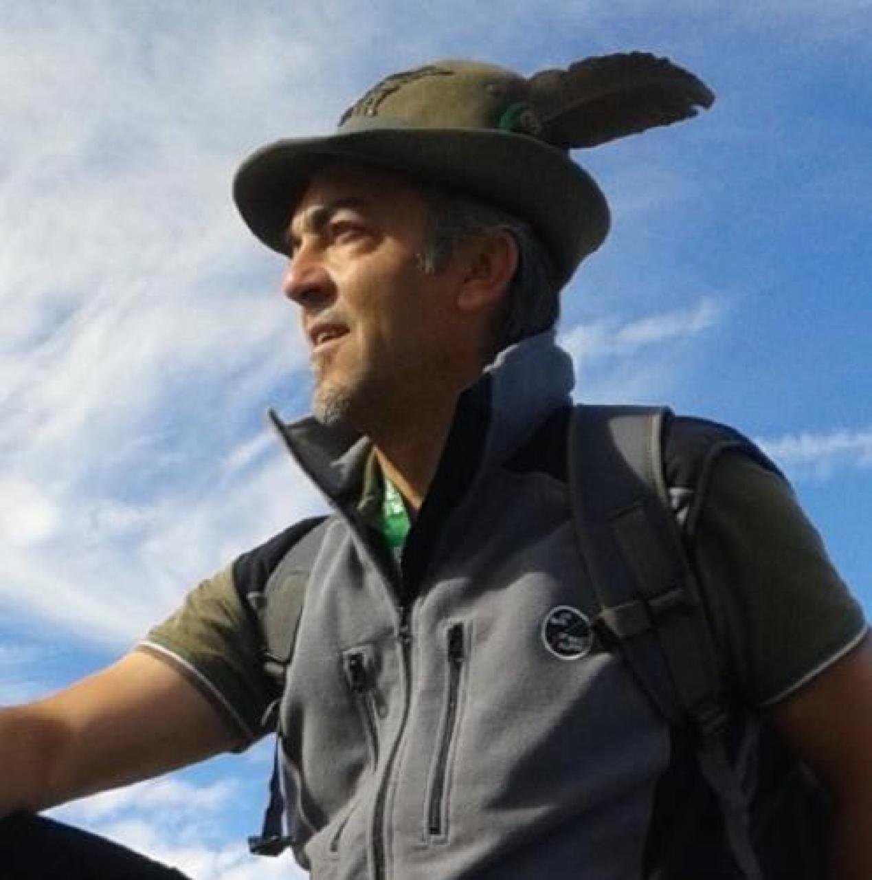 Mauro Buttigliero alla guida dei 48 gruppi alpini pinerolesi