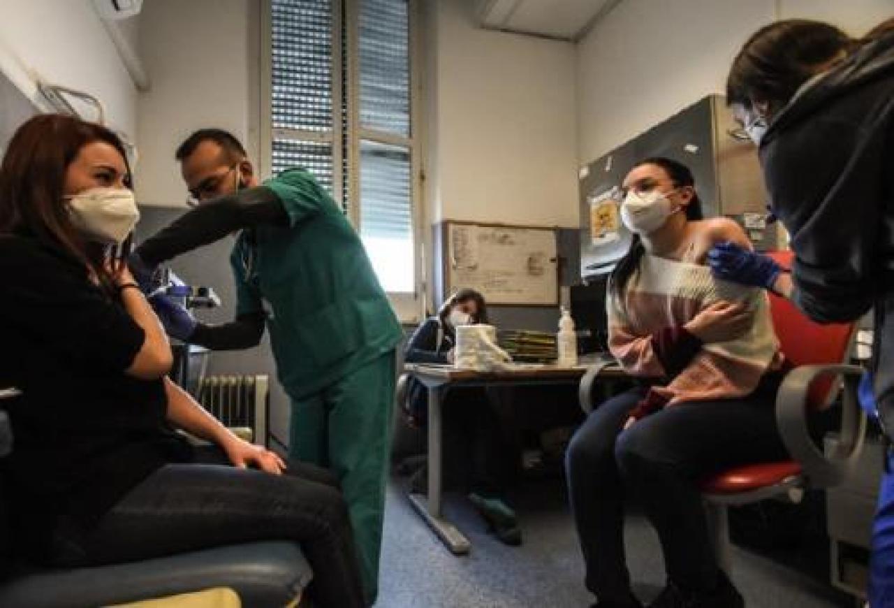 Partono le vaccinazioni aziendali