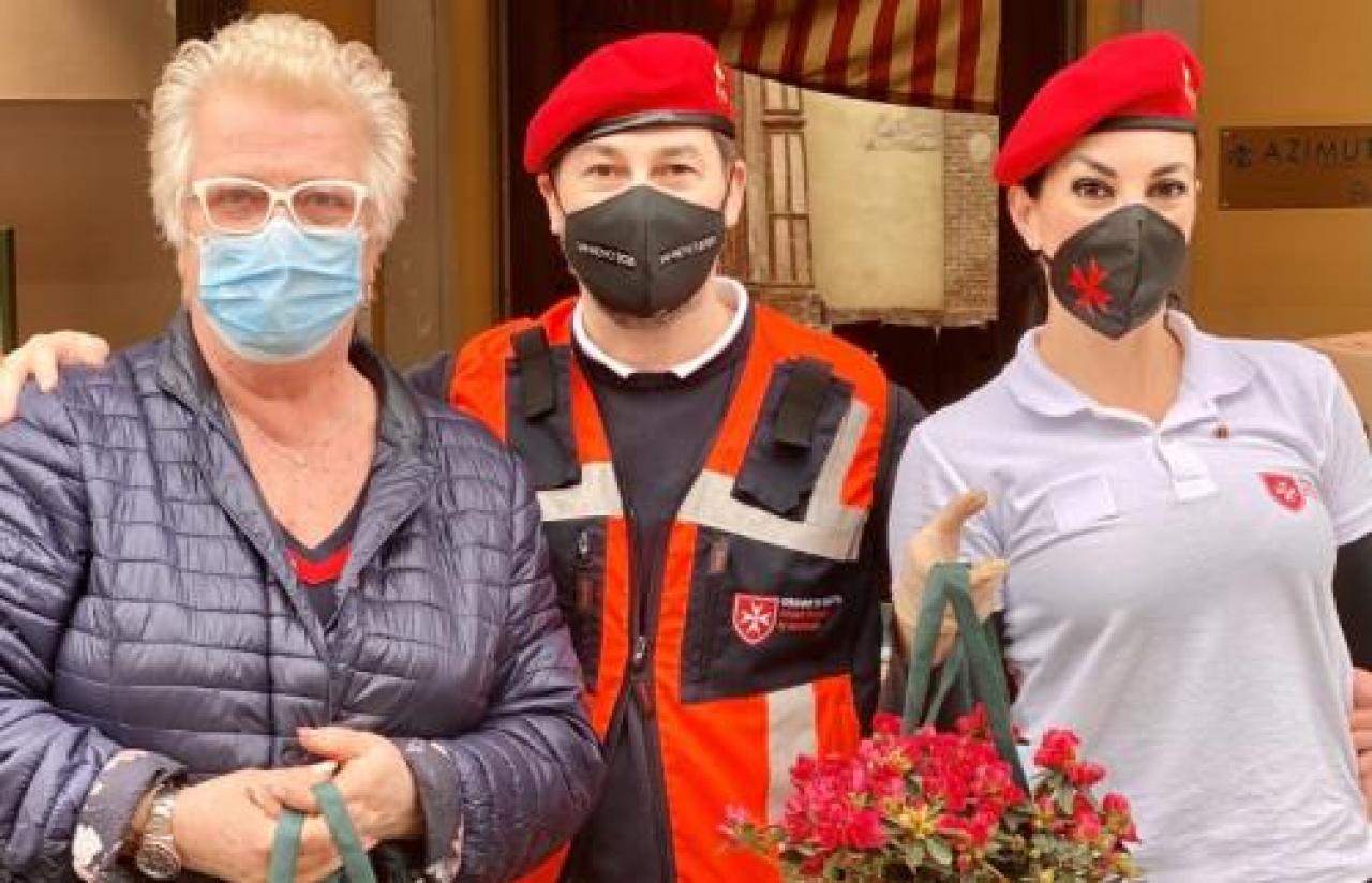 Quattromila euro dalle azalee in piazza