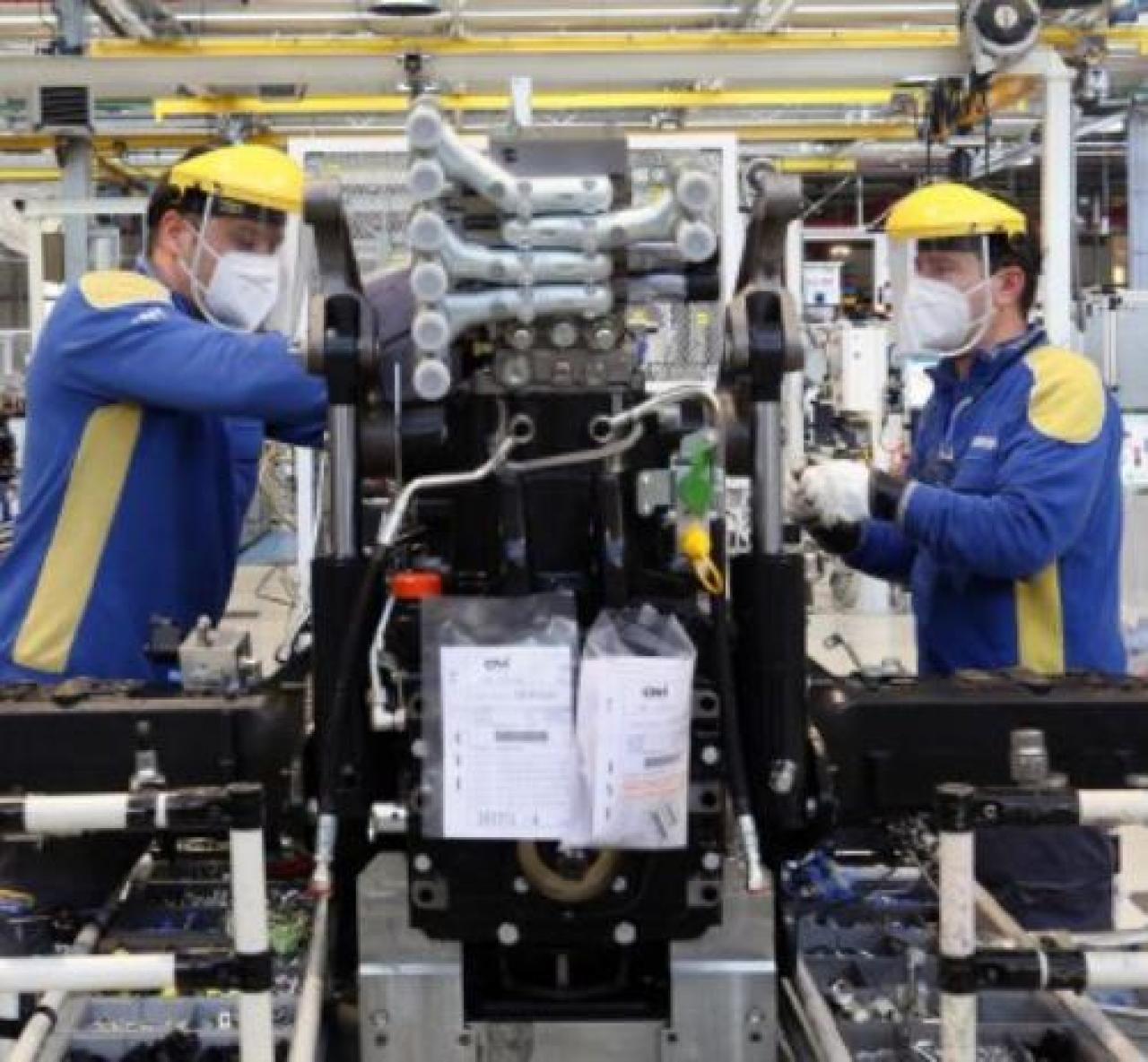 Trattori, il mercato tiene Zzzzz zzzzzz