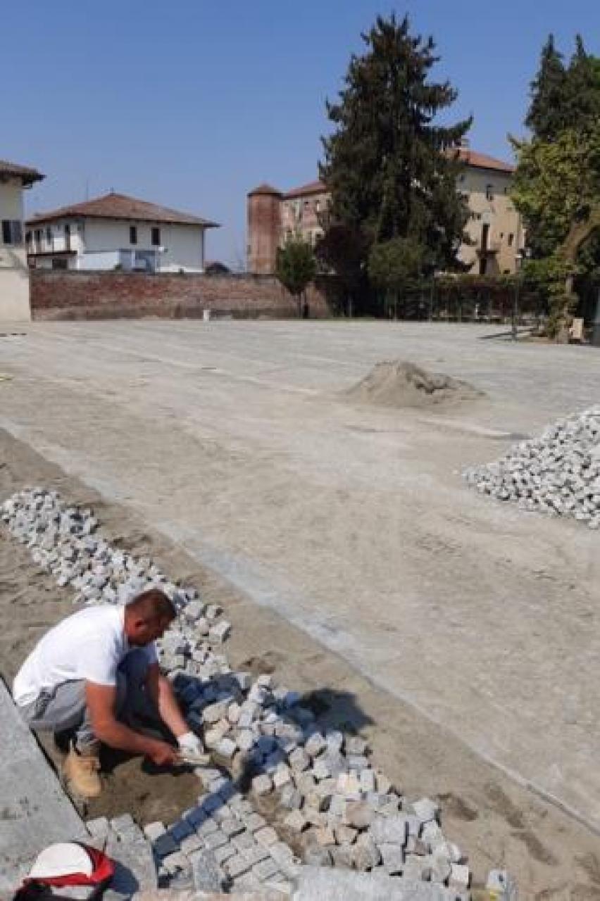 Villanova, piazza pairotti a nuovo