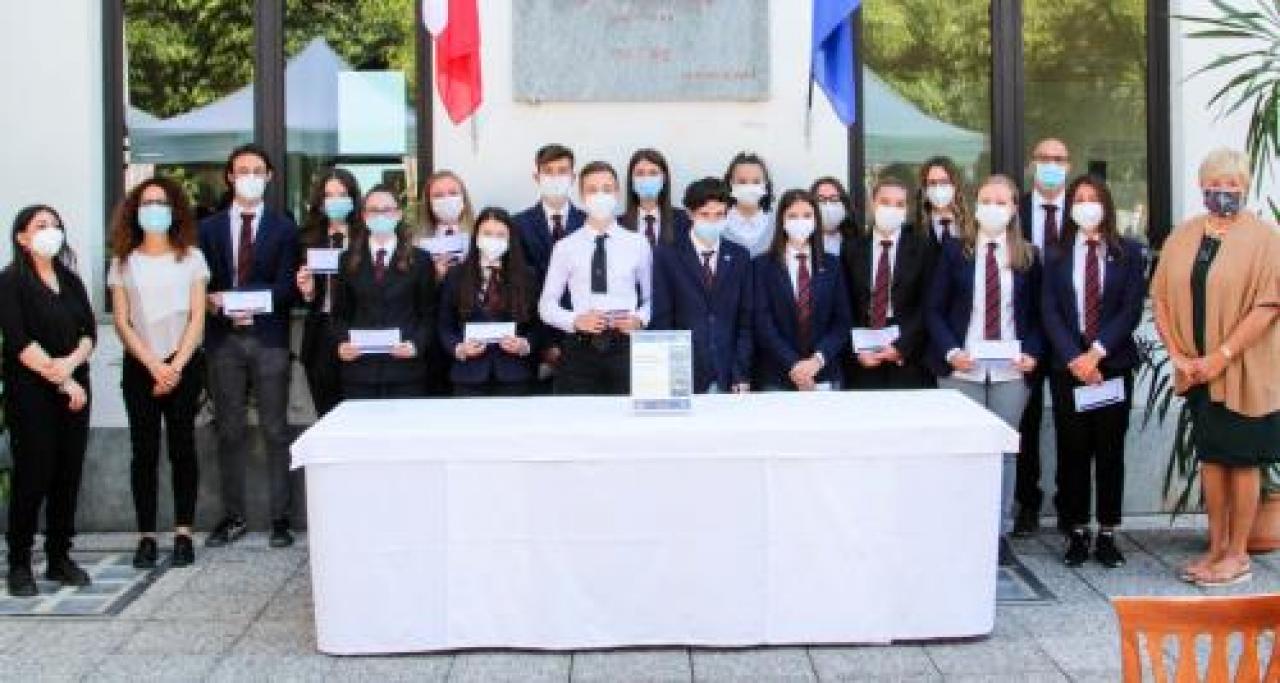 All’alberghiero di barge le borse di studio agli studenti meritevoli