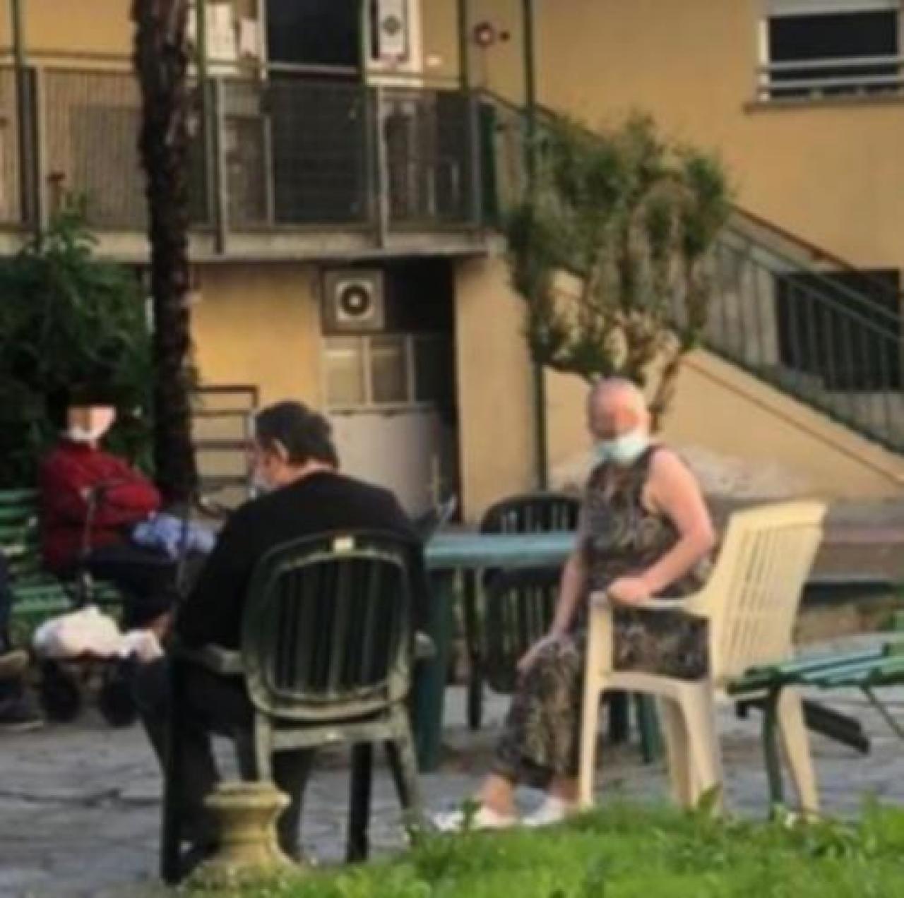 Bagnolo, si cercano ombrelloni per le visite alla casa di riposo