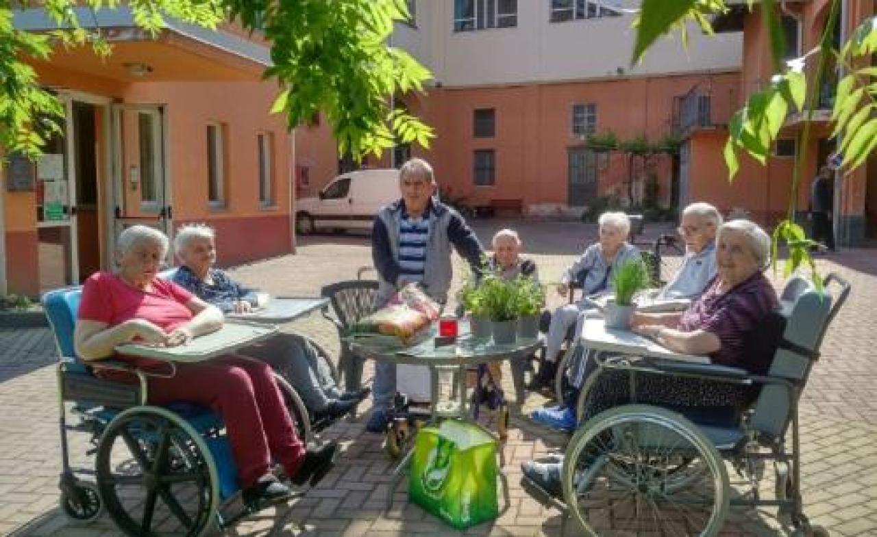 Costigliole, ritornano le visite alla casa di riposo Orchidea