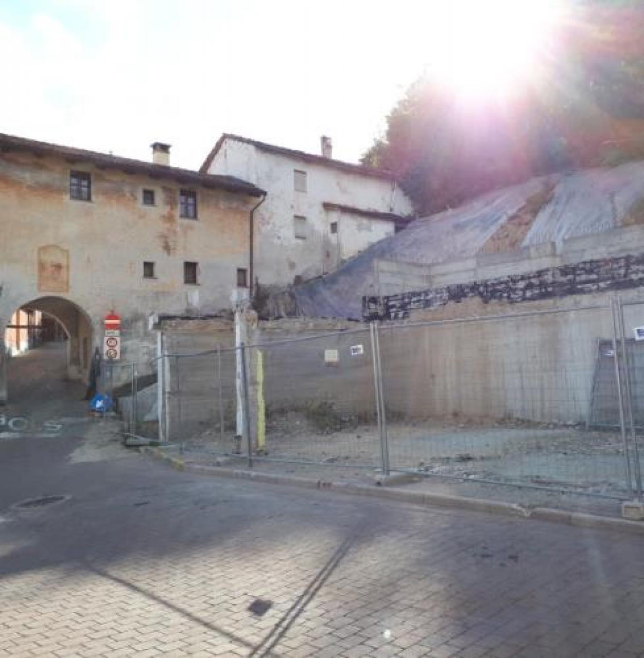 Due condanne per l’abuso edilizio di via Garibaldi