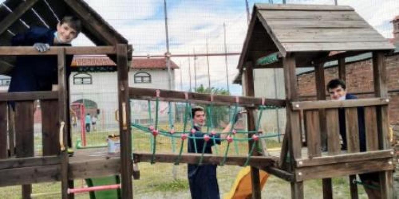 I ragazzi si danno da fare per l’estate