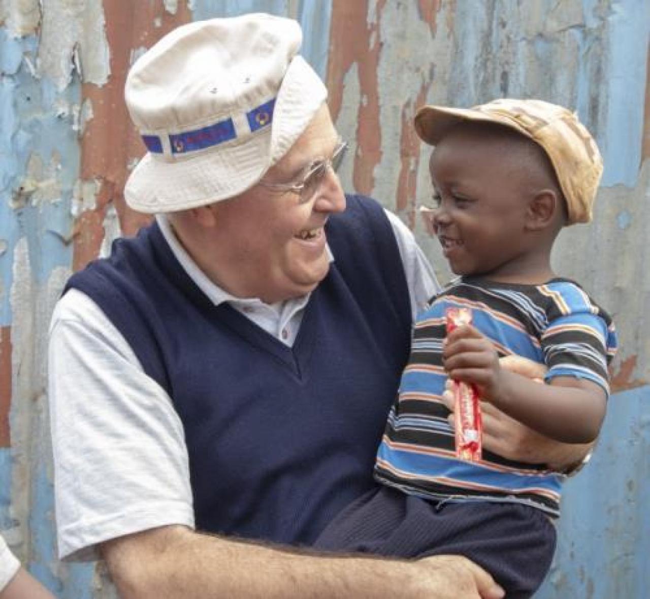 I salesiani in Africa, Asia, America Latina comunicano con il racconto quel che accade nella loro esperienza diretta Il 5×1000 alla Onlus Missioni Don Bosco: tutte le declinazioni della parola «miracolo»