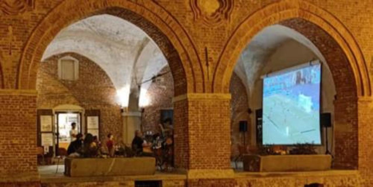 Maxischermo per le partite europee nel nuovo Tastè in versione design