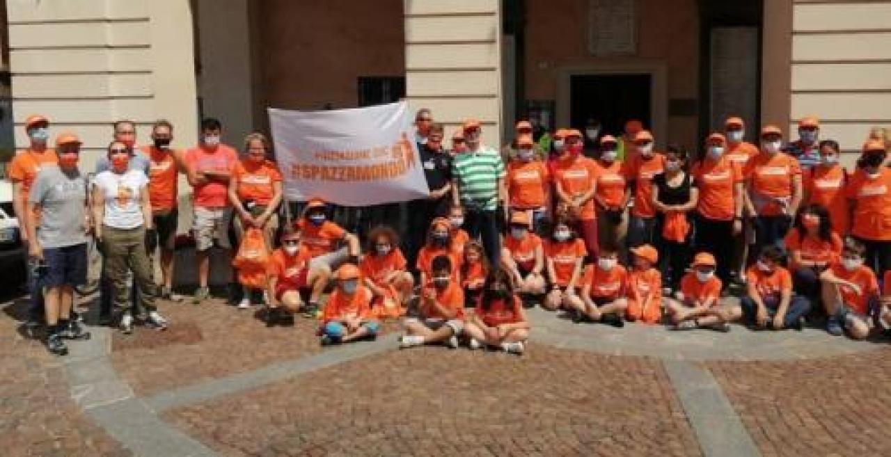 Spazzamondo, buona la prima