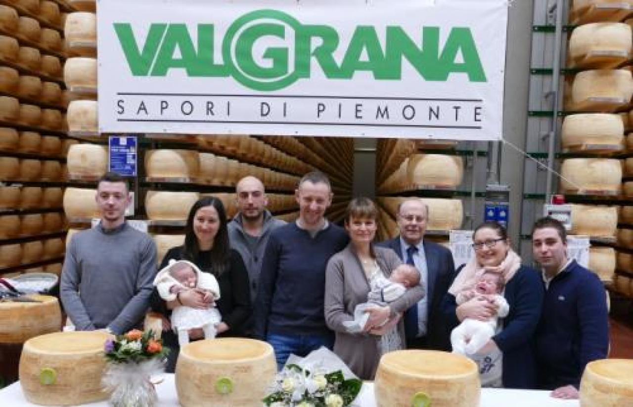 Torna in casa Valgrana il premio ai primi nati Scarnafigi Sabato 12 giugno appuntamento per 4 famiglie in azienda