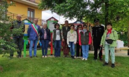 Un acero rosso dedicato ai carabinieri e una pianta per il sindaco di Busca