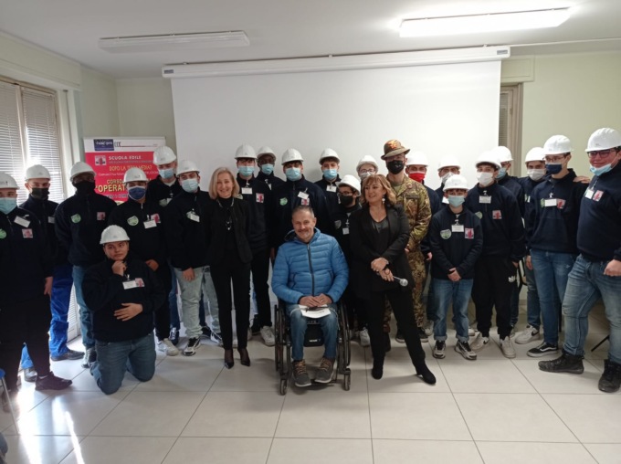 “I COSTRUTTORI DI DOMANI” FESTEGGIANO IL NATALE CON UN EVENTO DI GRANDE SUCCESSO