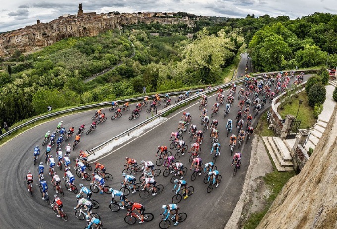 Giovedì 18 la tappa cuneese Bra, Langhe e arrivo a Rivoli