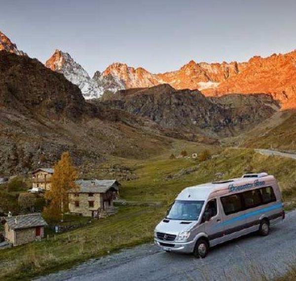 Navetta estiva verso Pian del Re