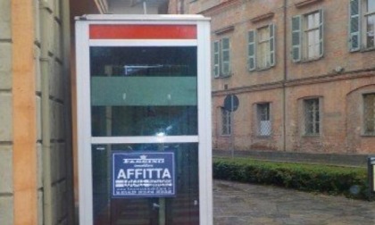 Addio alle ultime cabine telefoniche