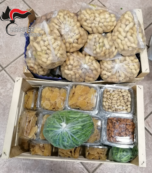Nel cuneese sequestrati oltre 150 kg di merce scaduta