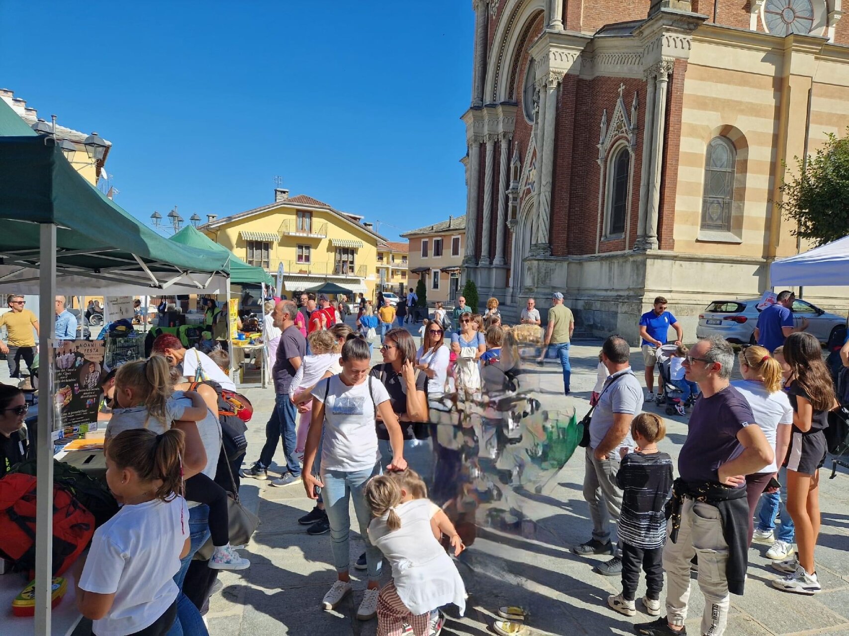 Bagnolo tutti in piazza